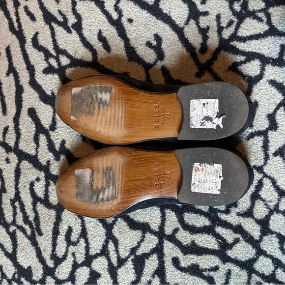 Reiss Dark Suede Navy Tassel Loafers - Picture 7 of 8